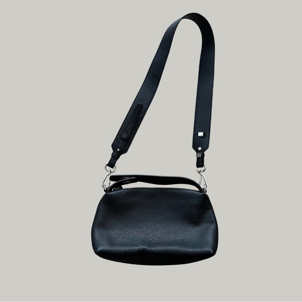 EUC Zara Black Pebbled Faux Leather Crossbody Shoulder Bag Silver Hardware